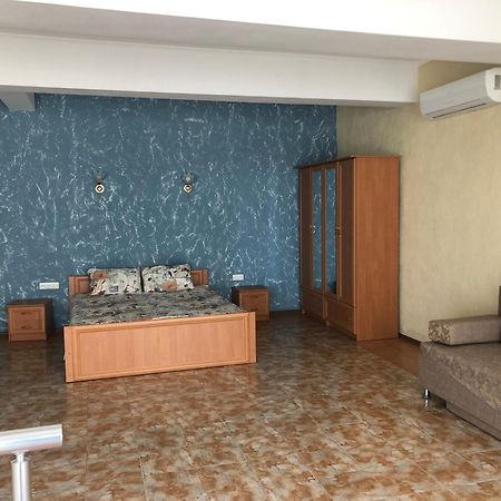 Морская Жемчужина Hotell Odessa Eksteriør bilde